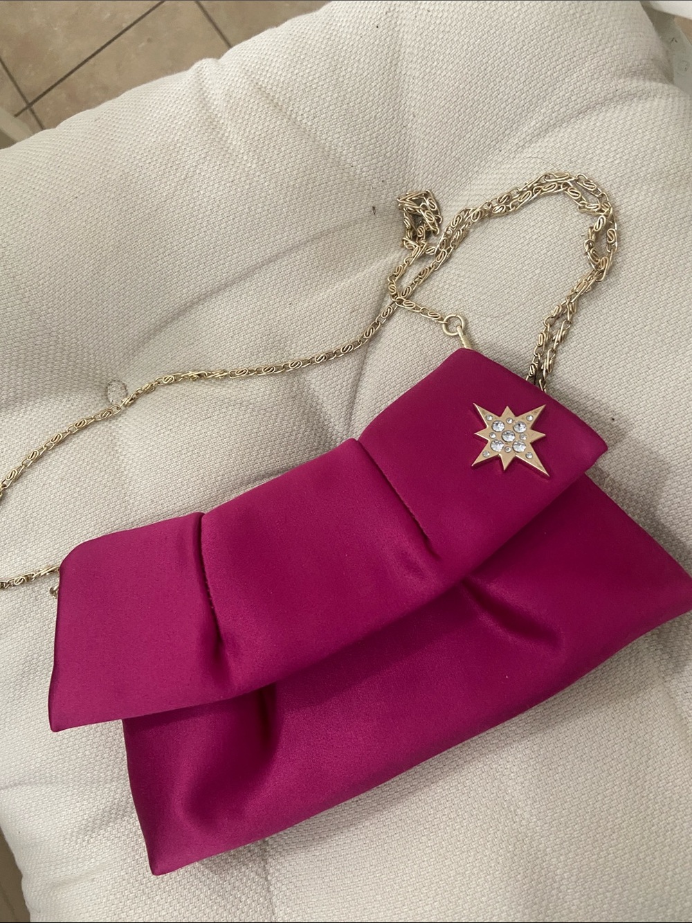 Fuchsia Satin Star-Accent Evening Clutch with Gold Chain for crossbody